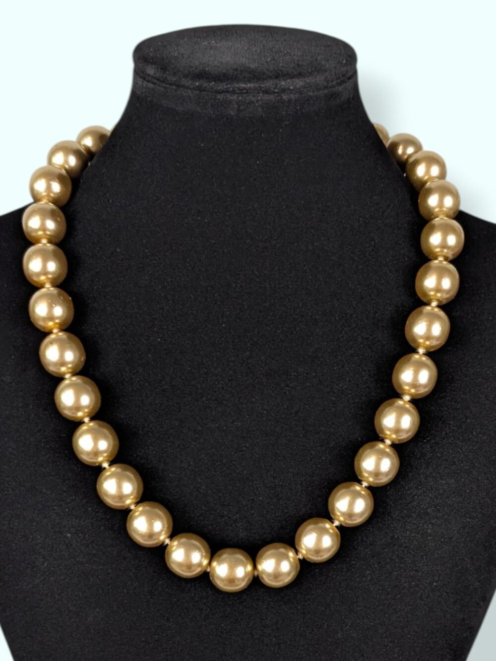 Vintage 14mm Kenneth Jay Lane Gold Faux Pearl Locking Clasp Necklace